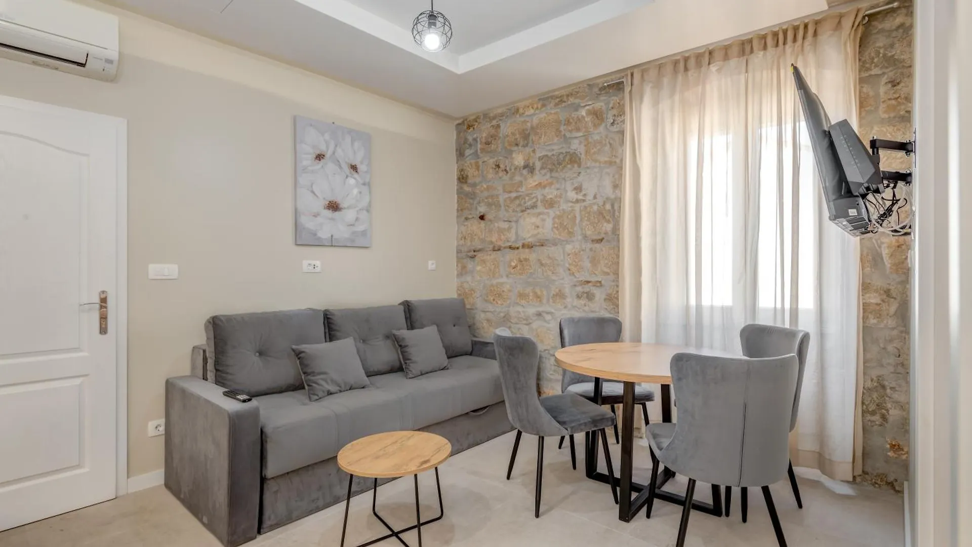Inmotion Luxury Rooms Split Kroatien